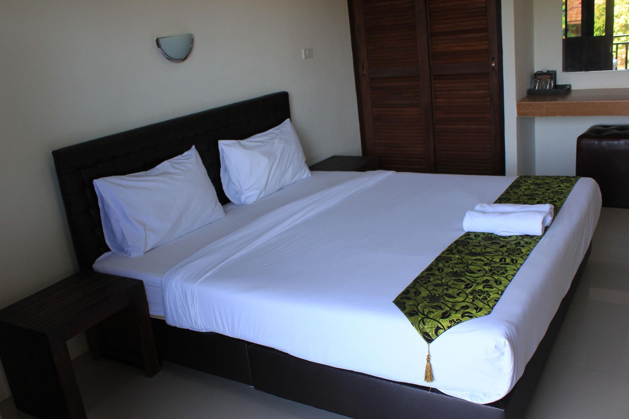 กัลยา พาร์ค Hotel หาดแม่น้ำ ภายนอก รูปภาพ